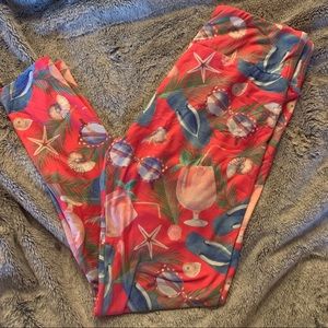 Pink seashell leggings